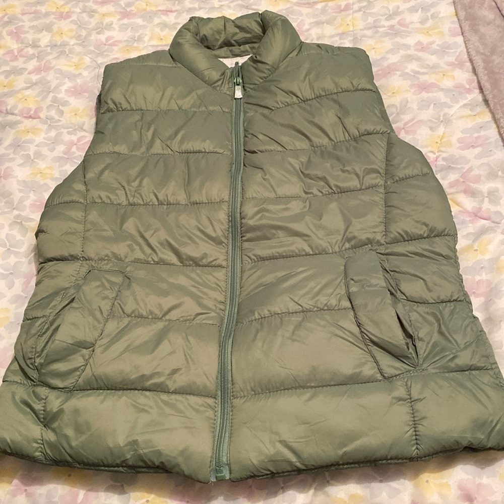 Puffy Vest by Love me Now-Sage Green